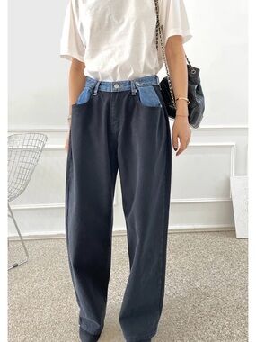 Two-Tone Black Wide-Leg Jeans with Blue Trim